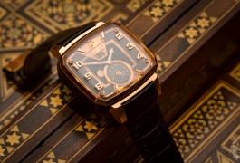 Hautlence Destination: a Month on the Wrist
