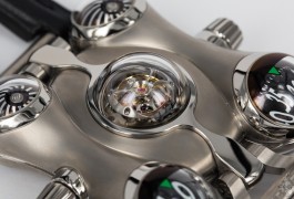 MB&F HM6